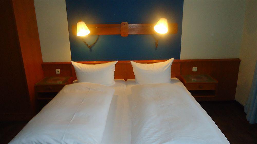 Hotel Rahlstedter Hof Hamburg Zewnętrze zdjęcie