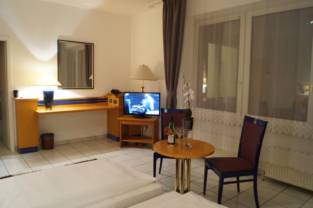 Hotel Rahlstedter Hof Hamburg Zewnętrze zdjęcie